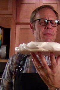 Good Eats – S14E13 – Egg Files VII: Meringue