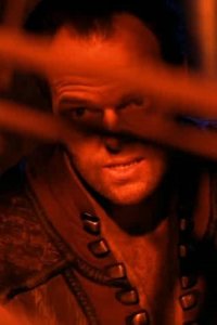 Cleopatra 2525 – S01E12 – Last Stand