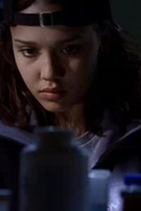 Dark Angel – S01E02 – Flushed