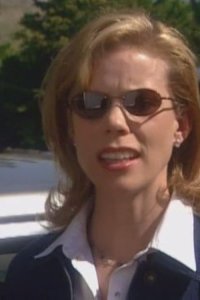 Curb Your Enthusiasm – S02E01 – The Car Salesman