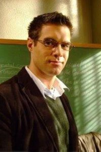 Gilmore Girls – S07E14 – Farewell, My Pet