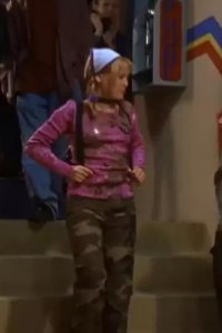 Lizzie McGuire – S01E23 – Last Year’s Model