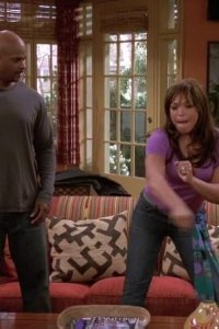 My Wife and Kids – S05E26 – The ‘V’ Story