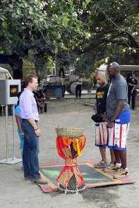 The Amazing Race – S18E06 – I Feel Like a Monkey in a Circus Parade: Kolkata, India