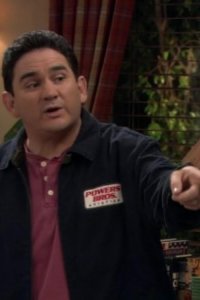 George Lopez – S06E11 – George Is Lie-able for Benny’s Unhappiness