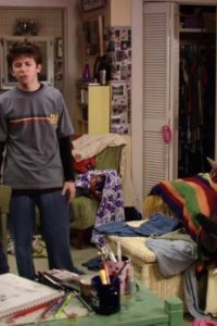 8 Simple Rules… for Dating My Teenage Daughter – S01E13 – Rory’s Got a Girlfriend