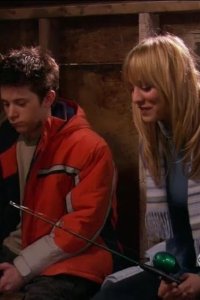 8 Simple Rules… for Dating My Teenage Daughter – S03E23 – Sleepover