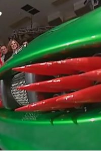 Top Gear – S01E04 – Clarkson Drives the Aston Martin Vanquish