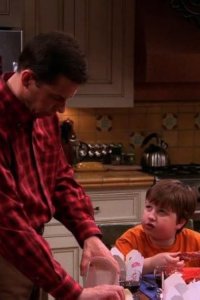 Two and a Half Men – S01E22 – My Doctor Has a Cow Puppet