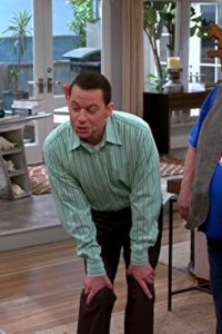 Two and a Half Men – S12E05 – Oontz. Oontz. Oontz.