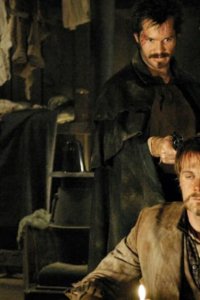 Deadwood – S01E07 – Bullock Returns to the Camp