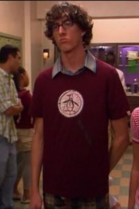 Unfabulous – S03E02 – The Auction