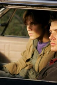 Supernatural – S01E01 – Pilot