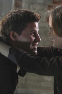 Bones – S01E15 – Two Bodies in the Lab