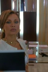 Ugly Betty – S01E13 – In or Out