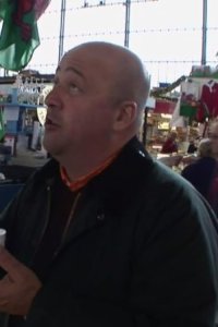 Bizarre Foods with Andrew Zimmern – S01E06 – United Kingdom