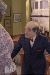 30 Rock – S07E06 – Aunt Phatso vs. Jack Donaghy