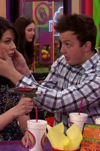 iCarly – S06E06 – iBattle Chip