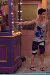 Wizards of Waverly Place – S04E16 – Misfortune at the Beach