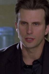 In Plain Sight – S01E10 – To Serge with Love