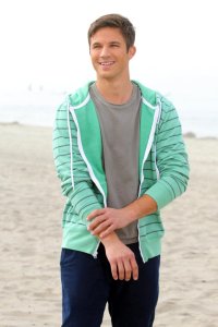 90210 – S05E11 – We’re Not Not in Kansas Anymore