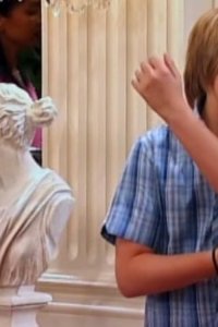 The Suite Life on Deck – S01E07 – It’s All Greek to Me
