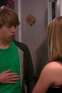 The Suite Life on Deck – S03E08 – Party On!