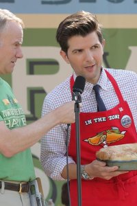 Parks and Recreation – S07E09 – Pie-Mary