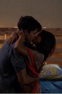 Modern Family – S10E02 – Kiss and Tell