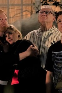 Modern Family – S10E05 – Good Grief