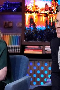 Watch What Happens Live with Andy Cohen – S22E06 – Julia Stiles & Robbie Williams