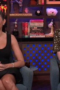 Watch What Happens Live with Andy Cohen – S22E67 – Casey Wilson & Paige DeSorbo