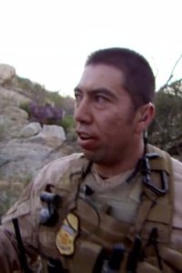 Border Wars – S01E03 – Dead of Night