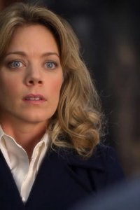 Human Target – S02E06 – The Other Side of the Mall