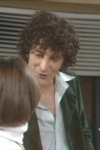 Mind Your Language – S01E07 – The Cheating Game