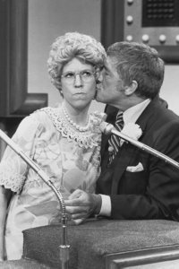 Mama’s Family – S01E05 – Family Feud