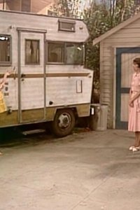 Mama’s Family – S06E19 – There Is Nothing Like the Dames