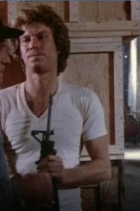 Hardcastle and McCormick – S01E12 – Flying Down to Rio