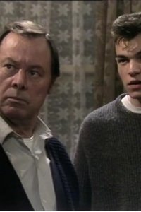 EastEnders – S1985E06 – Episode #1.6
