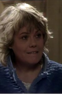 EastEnders – S1985E15 – Episode #1.15