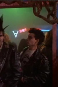21 Jump Street – S01E12 – Mean Streets and Pastel Houses