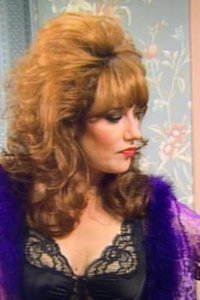 Married… with Children – S03E22 – Here’s Looking at You, Kid