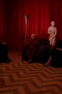 Twin Peaks – S01E03 – Zen, or the Skill to Catch a Killer