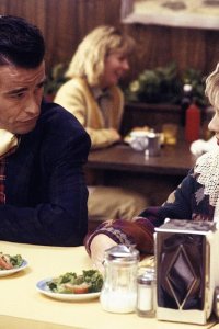 Twin Peaks – S02E03 – The Man Behind the Glass
