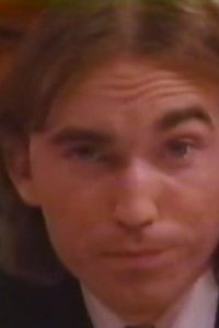 Get a Life – S01E13 – Chris vs. Donald
