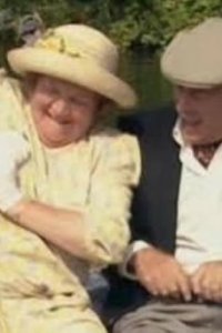 Keeping Up Appearances – S05E04 – A Riverside Picnic