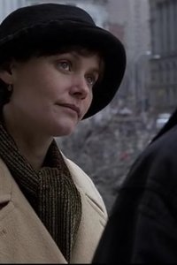 Law & Order – S08E17 – Carrier
