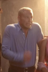Beverly Hills, 90210 – S10E07 – Laying Pipe
