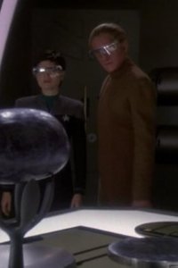 Star Trek: Deep Space Nine – S07E13 – Field of Fire