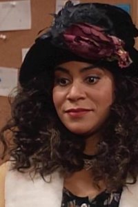 Living Single – S01E18 – Love Thy Neighbor